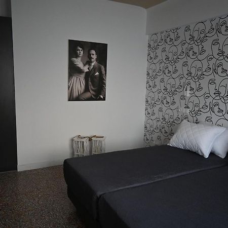 Haris 303 Apartment By Vpn Accomodation Athens Exterior photo