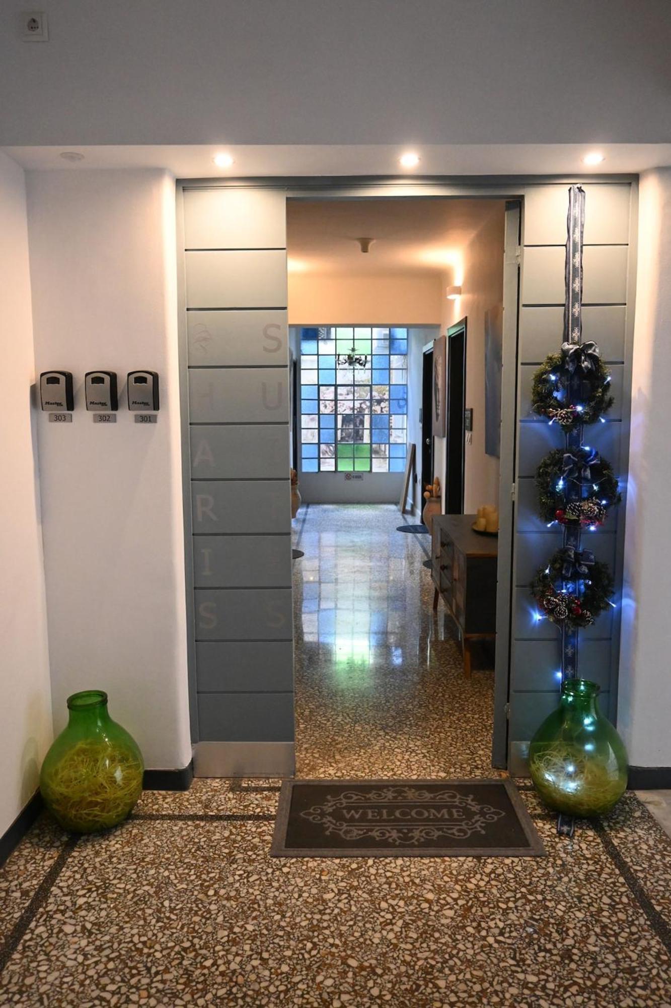 Haris 303 Apartment By Vpn Accomodation Athens Exterior photo